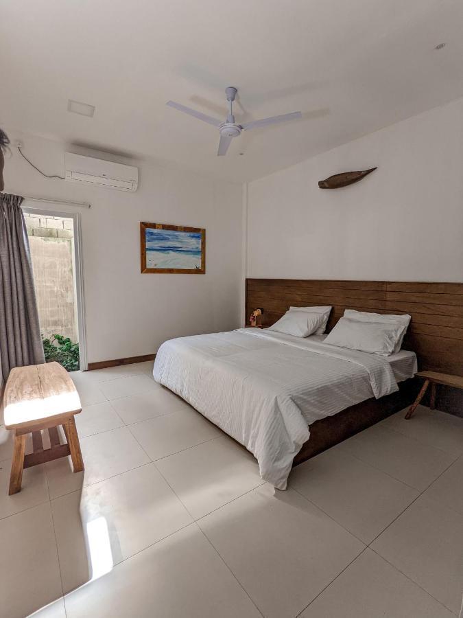 Dhoadhi Retreat Hotel Thulusdhoo Exterior photo
