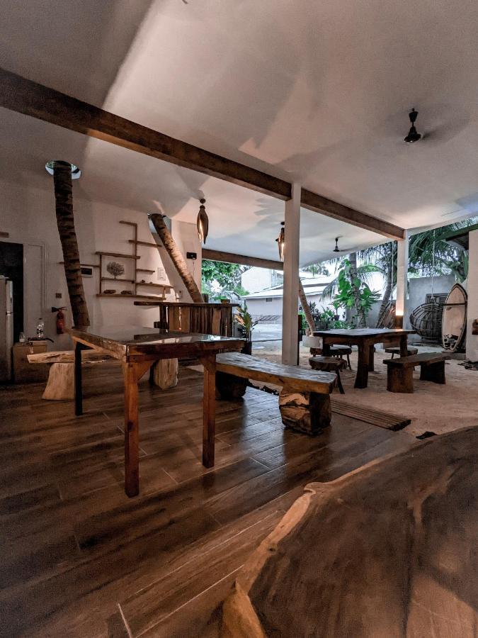 Dhoadhi Retreat Hotel Thulusdhoo Exterior photo